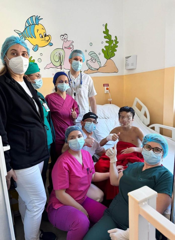 Viața unui copil de 12 ani, salvată de medicii de la Spitalul „Victor Babeș” Timișoara, după o luptă de peste o lună cu o infecție