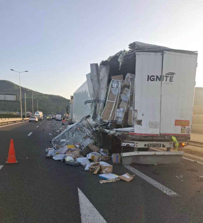 Accident pe A1. Trafic îngreunat