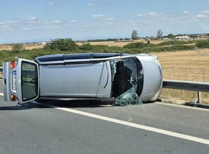 VIDEO. Un șofer s-a răsturnat cu mașina pe A1, Timișoara - Lugoj