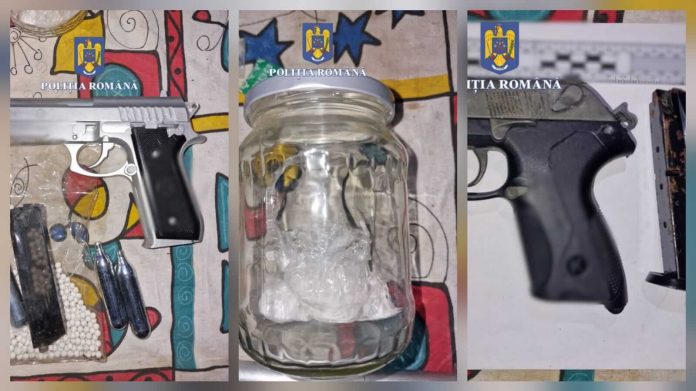 Tânăr din Timiș, prins cu droguri și arme