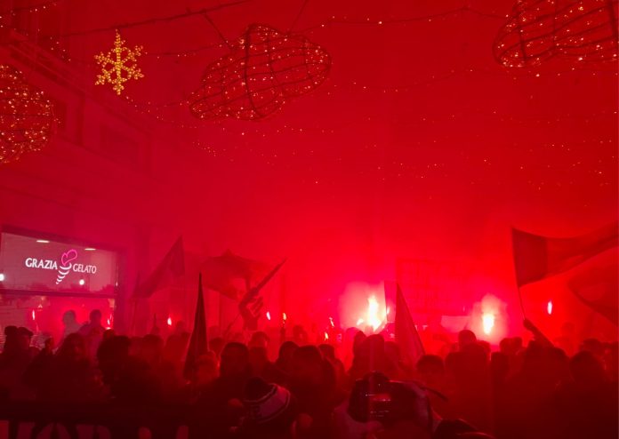 VIDEO. Torțe pentru eternitate și libertate! „Marșul Eroilor”, la 36 de ani de la Revoluție