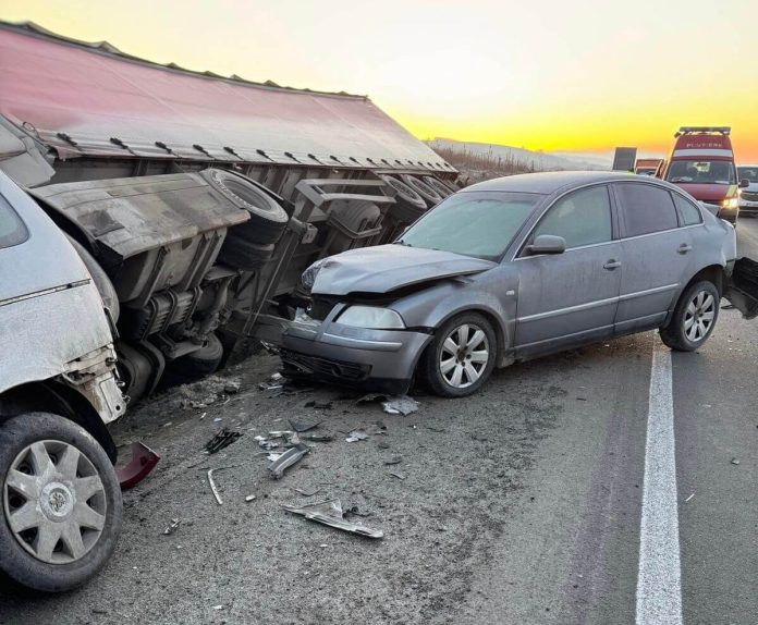 Șofer de tir decedat într-un grav accident rutier produs marți dimineață, în Timiș