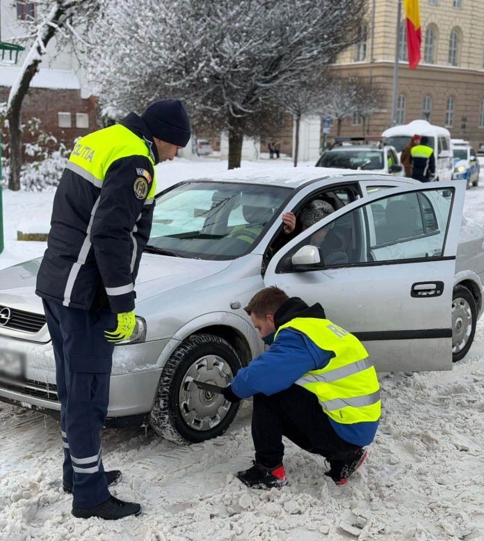Verificări de iarnă ale polițiștilor din Timiș, cu aproape 20 de amenzi