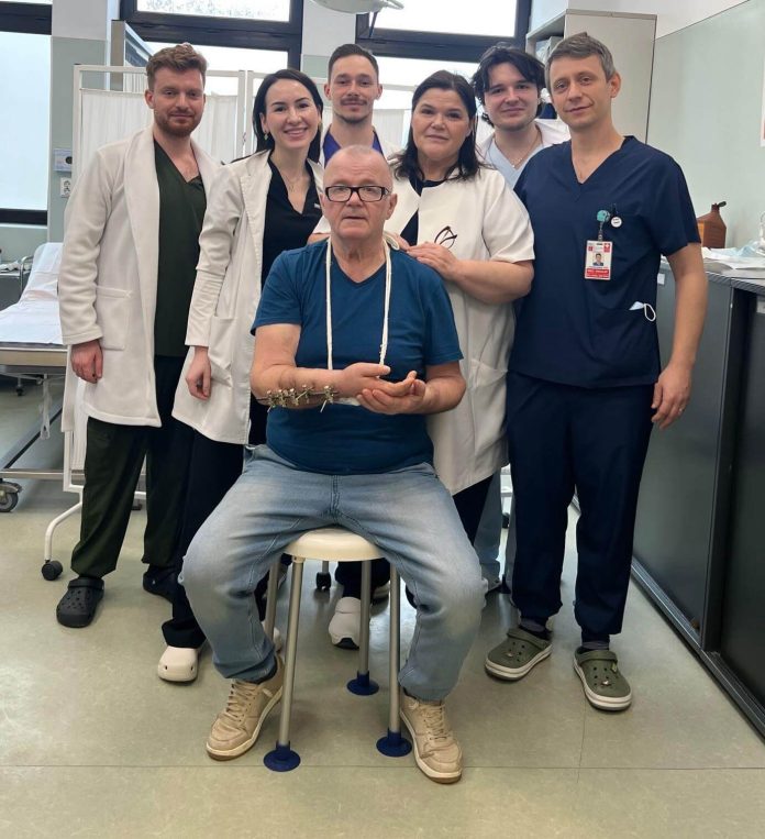Un bărbat și-a recuperat antebrațul cu ajutorul medicilor de la Spitalul Județean Timișoara