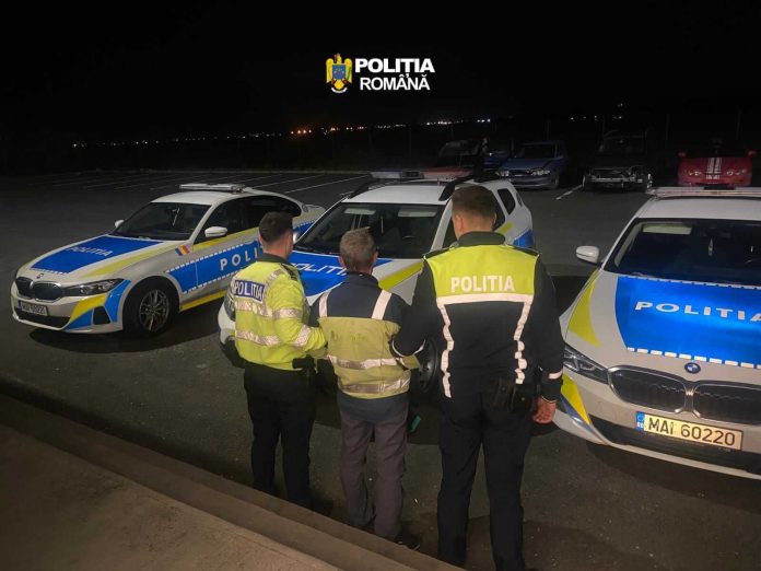 Bărbat din Timiș, prins în timp ce conducea mort de beat pe A1. A fost încătușat