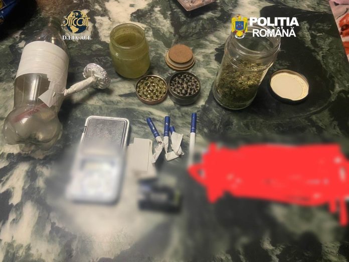Cinci percheziții la Timișoara, într-un dosar penal pentru trafic de droguri
