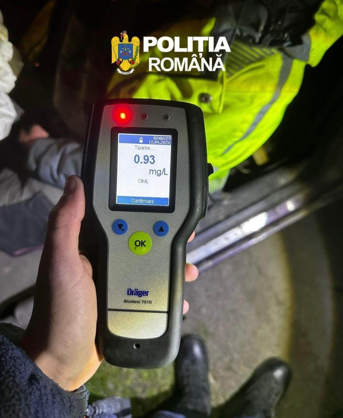 Reținut în noaptea de Înviere beat și fără permis, a intrat cu mașina într-un cap de pod