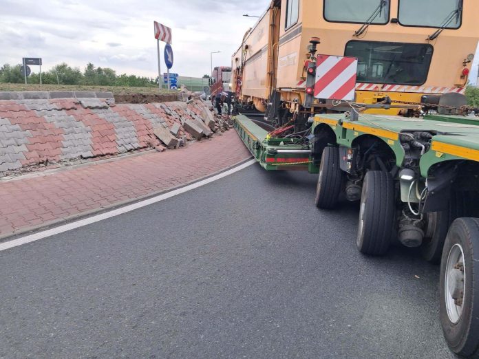 Centura Timișoarei, blocată de un transport agabaritic