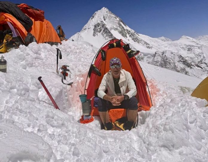 Horia Colibasanu, expeditie Gasherbrum II 2026