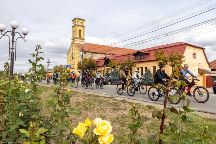 Pe bicicletă între Jimbolia și Tomnatic istorie și povești fabuloase din Banatul de câmpie