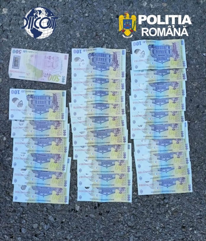 100 de lei gramul. Traficant de droguri, arestat preventiv după un flagrant