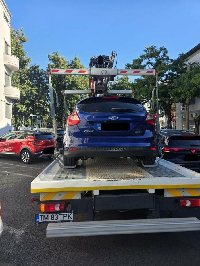 Parcatul ilegal îi costă scump pe șoferii din Timișoara aproape 500 de amenzi în doar cinci luni