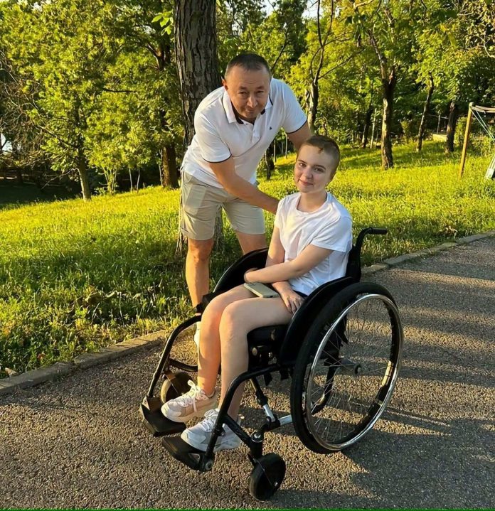 Drama unei fete de 13 ani din Timiș Elena luptă pentru viață, apropiații cer ajutorul celor cu suflet mare