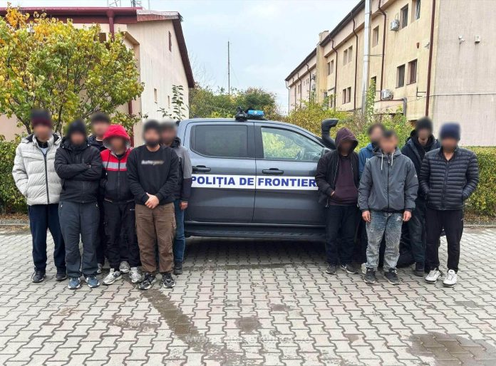 Revin migranții 11 străini prinși în Timiș după ce au trecut ilegal frontiera