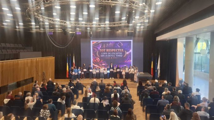 „Timișeni de… nota 10!” 30 de modele de excelență, promovate în cadrul Caravanei Educației